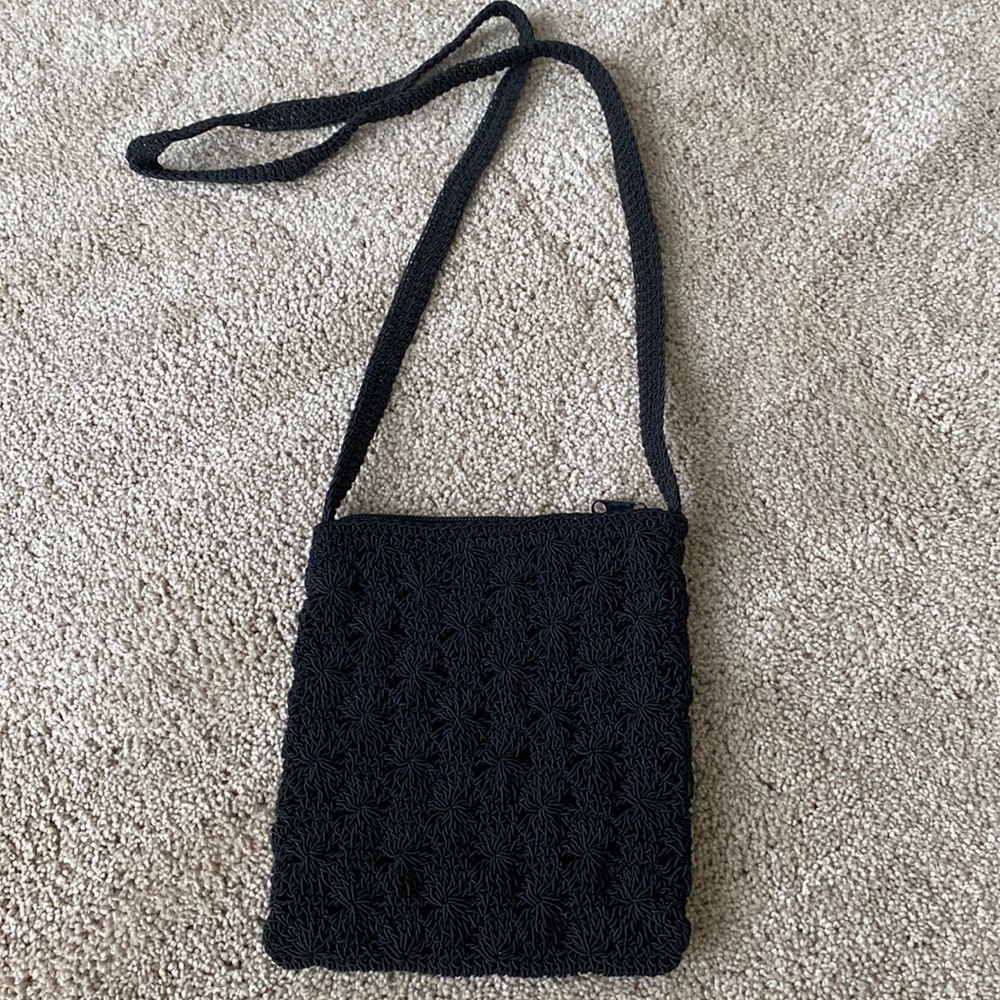 Small, light weight cross body